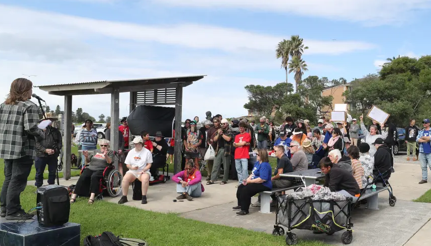 Protest to Protect Public Housing at Bellambi