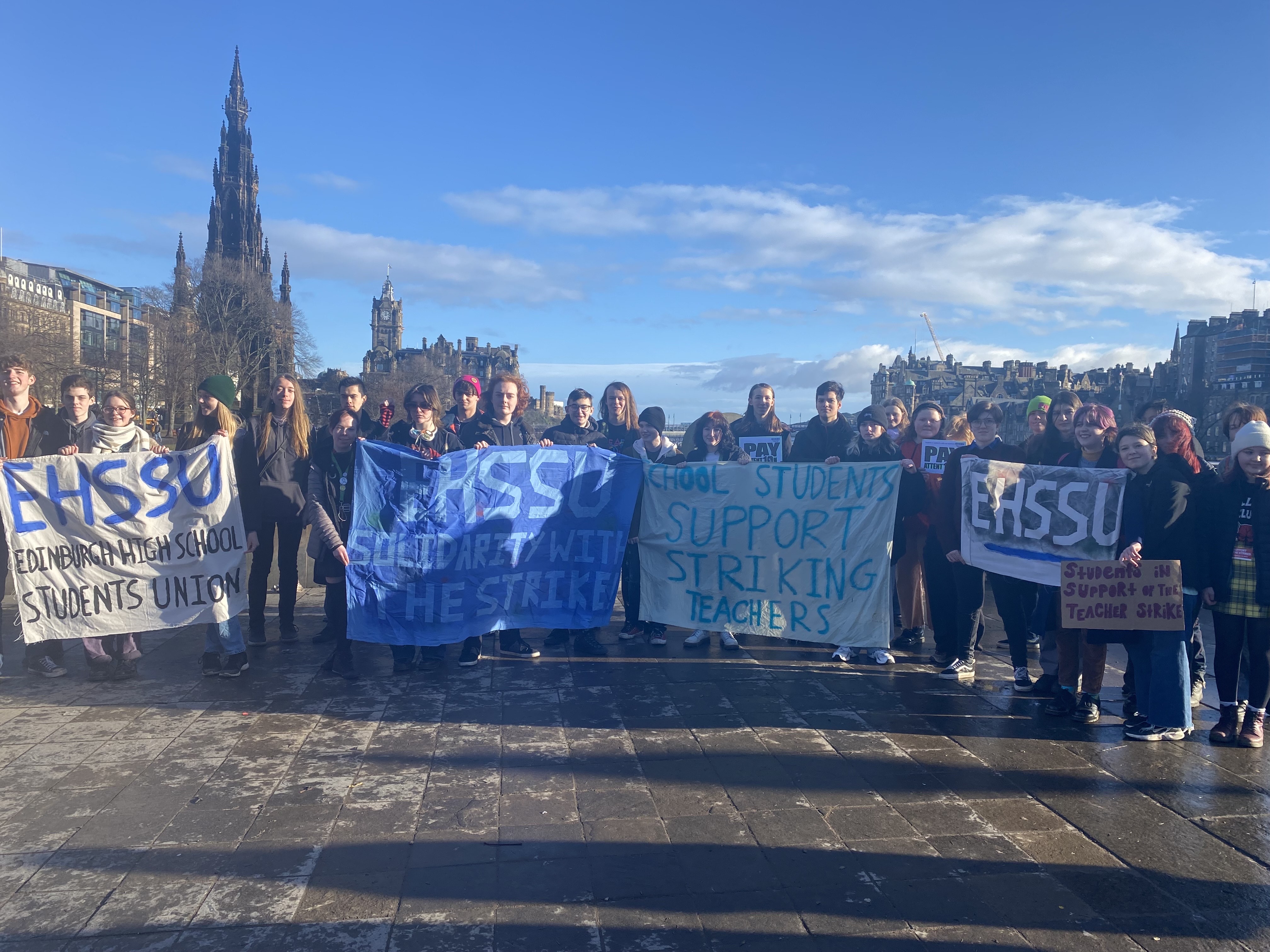 Edinburgh High School Students Union attend EIS strike rally