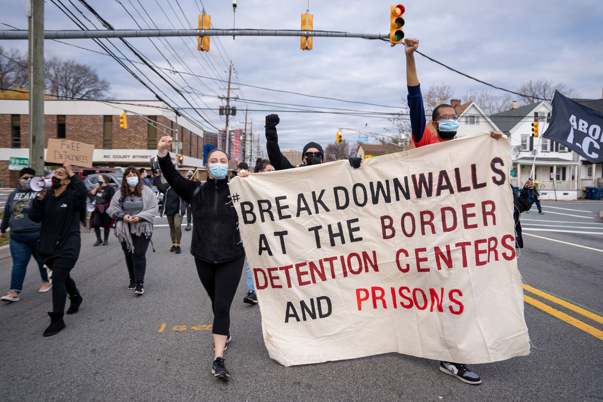 Breakdown Walls