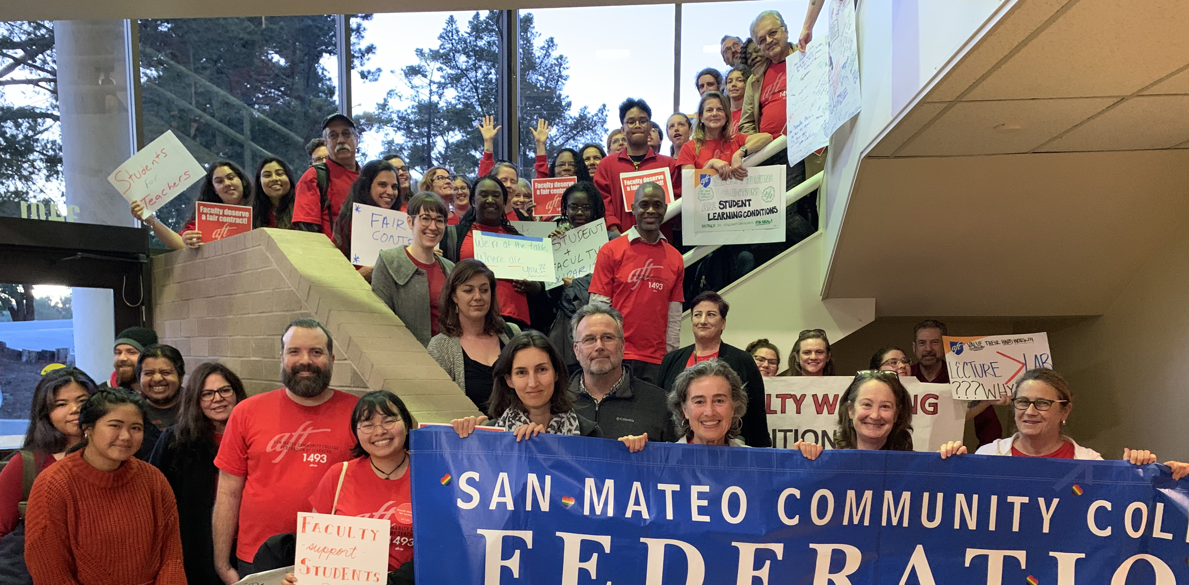 SMCCCD students and faculty stand together for a fair faculty contract
