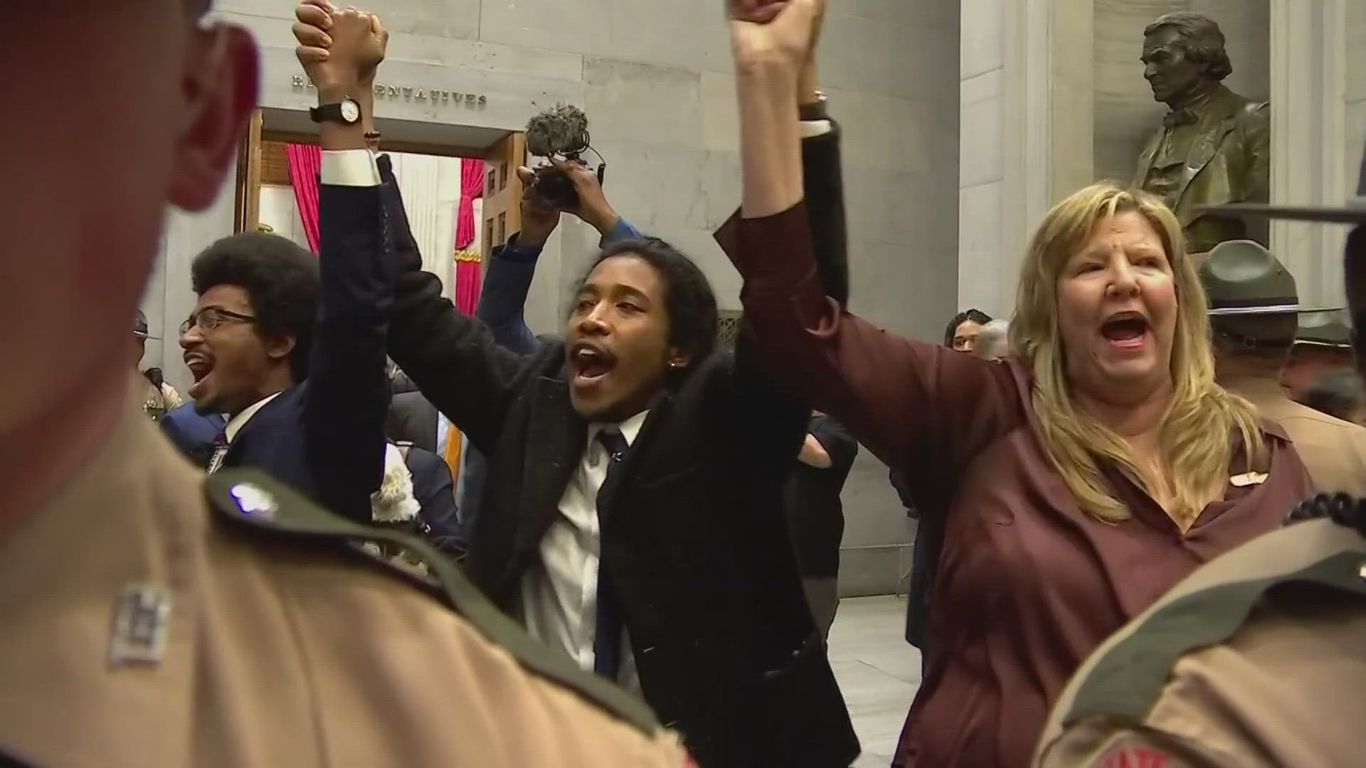 Reps. Justin Jones, Justin Pearson, and Gloria Johnson protesting
