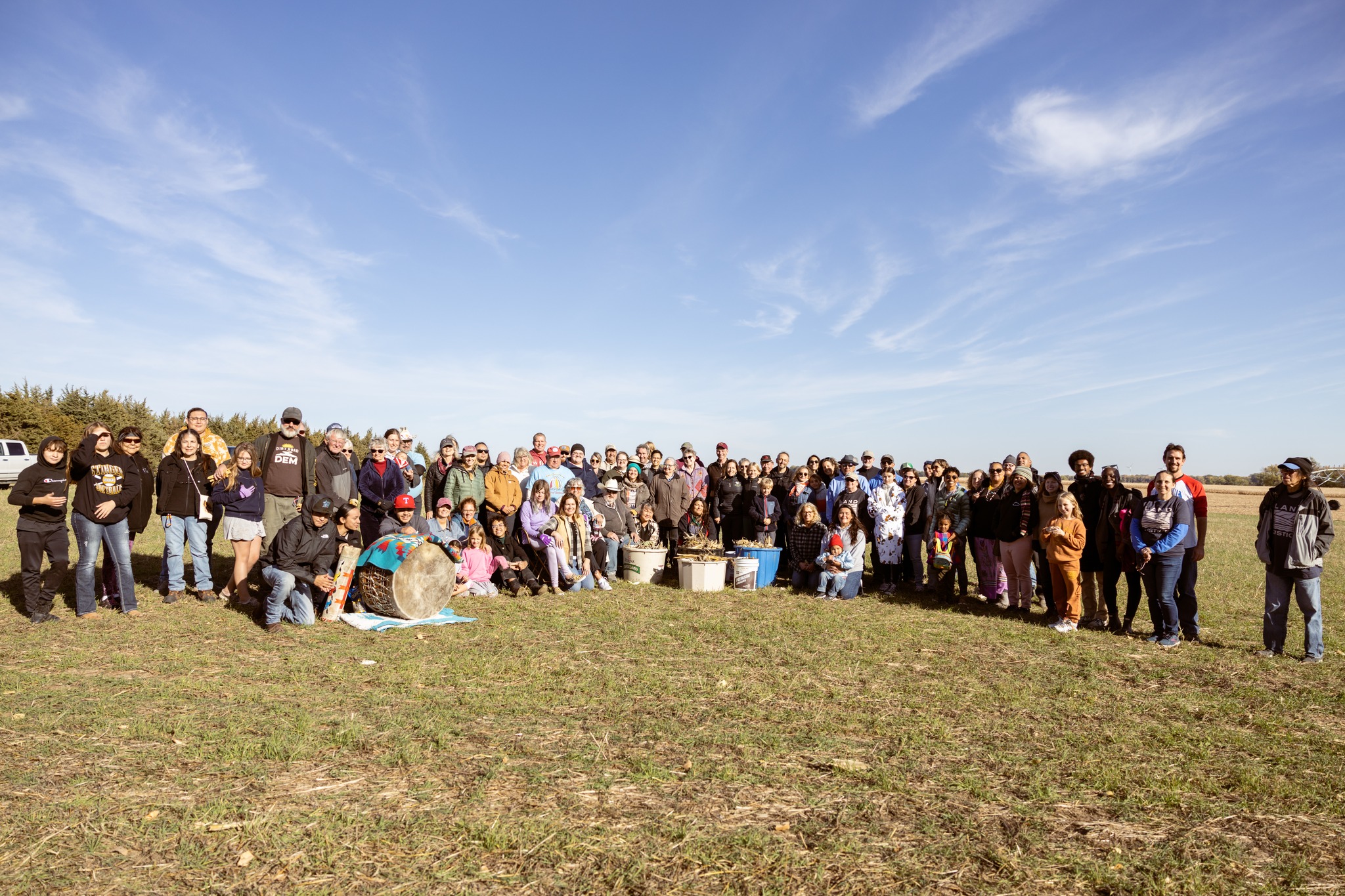 2022 Harvest of Sacred Ponca Corn (Photo: Eric Galushi) 