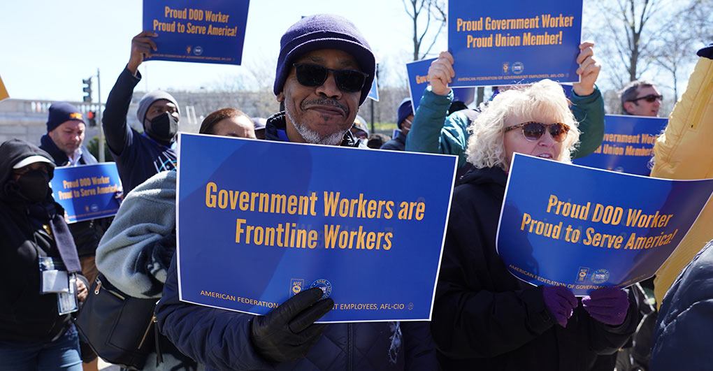 AFGE Members in Naples demonstrating for their union