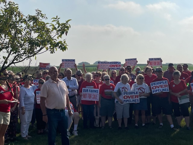 Landowner Rally at Iowa Utilities Board Hearing on Summit CO2 Pipeline Permit