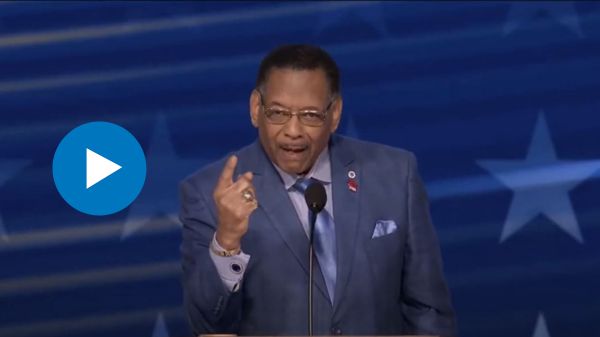 Claude Cummings Speaks at Democratic National Convention