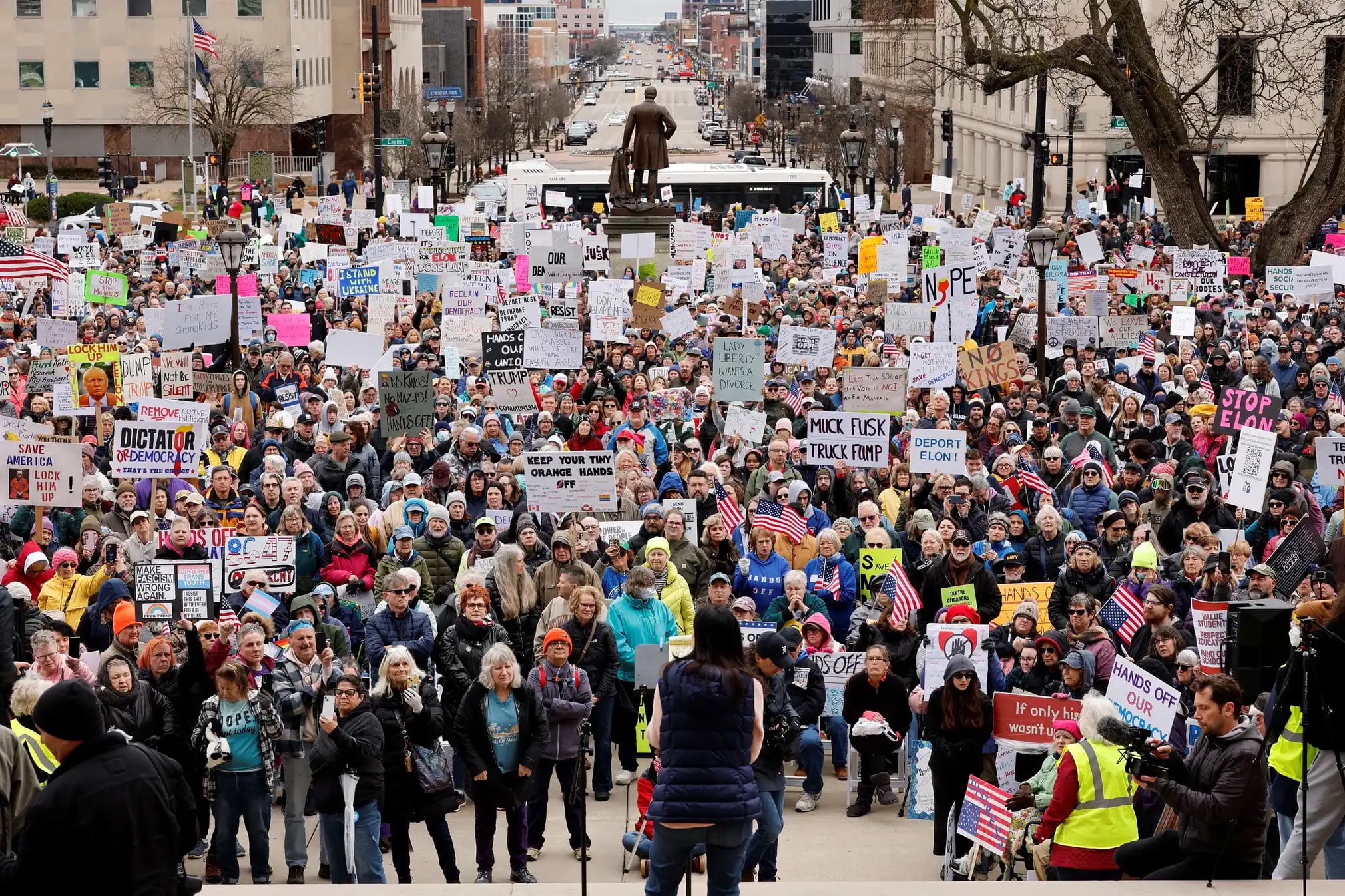 Lansing, MI