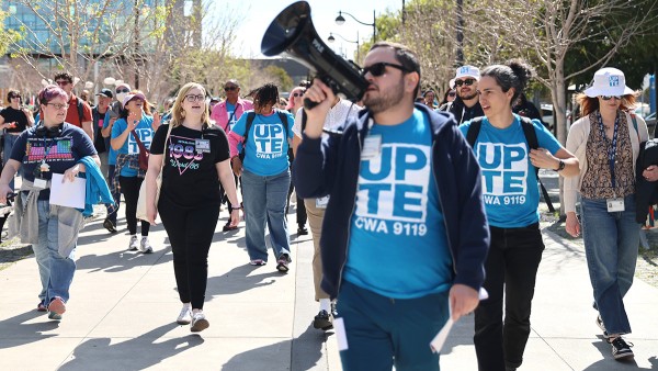 UPTE-CWA Members Rally in Honor of Slain Union Sibling
