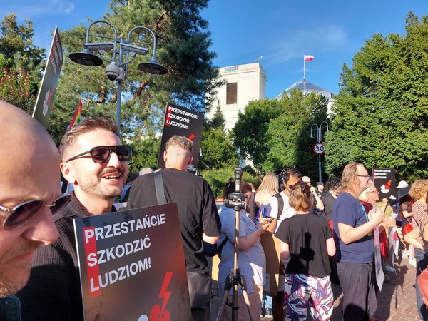 ZDJĘCIE B: foto_B_sejm.jpg (Sejm)